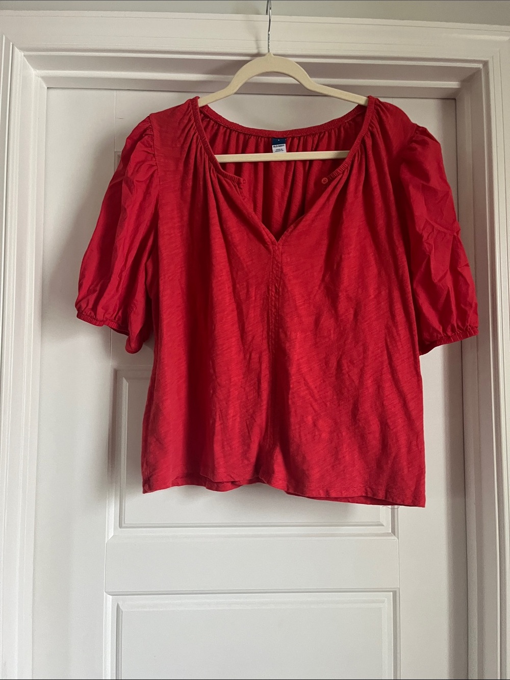 Old Navy Red V-Neck Puff-Sleeve Blouse